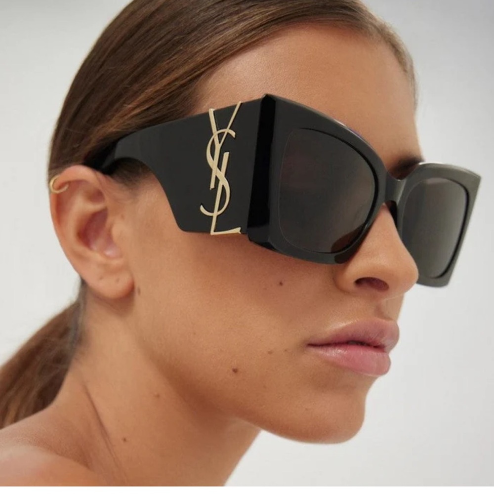 High End Sunglasses Gold Tone